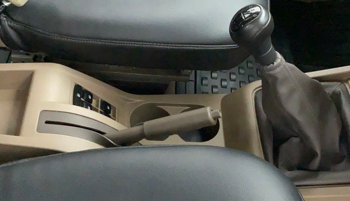 2018 Mahindra Bolero Power+ ZLX Micro Hybrid, Diesel, Manual, 32,377 km, Gear Lever