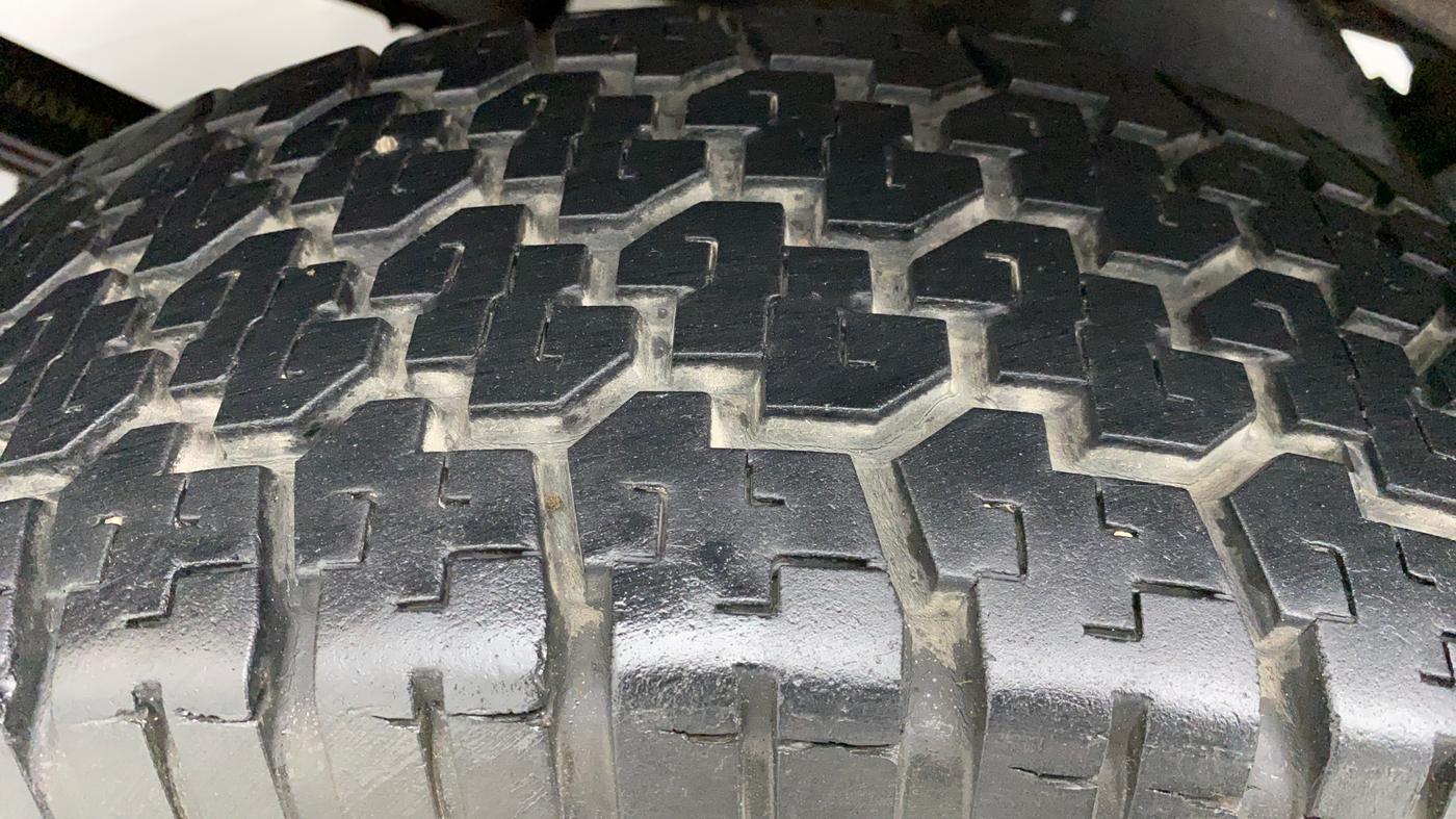2018 Mahindra Bolero Power+ ZLX Micro Hybrid, Diesel, Manual, 32,377 km, Right Rear Tyre Tread