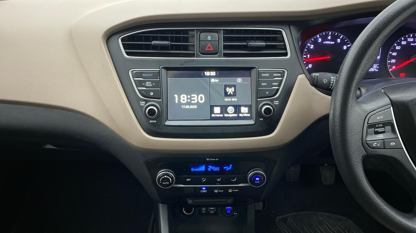 2018 Hyundai Elite i20 ASTA 1.2, Petrol, Manual, 30,264 km, Air Conditioner