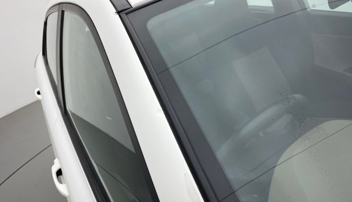 2018 Hyundai Elite i20 ASTA 1.2, Petrol, Manual, 30,264 km, Right A pillar - Slightly dented