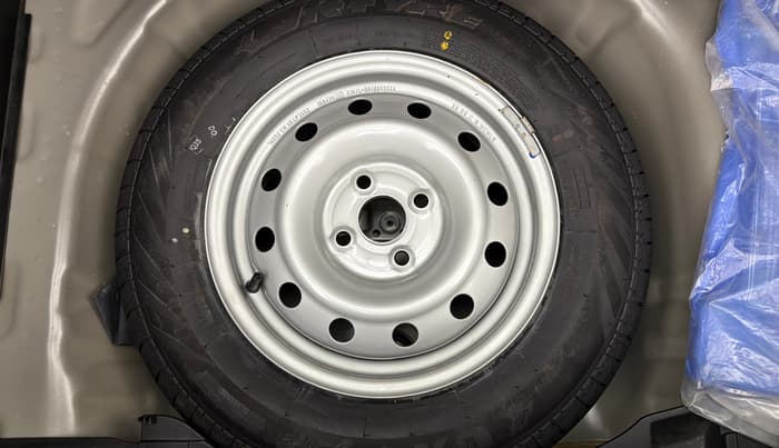 2023 Maruti Swift LXI, Petrol, Manual, 2,853 km, Spare Tyre