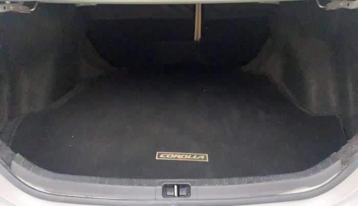 2016 Toyota Corolla Altis VL CVT PETROL, Petrol, Automatic, 93,355 km, Boot Inside