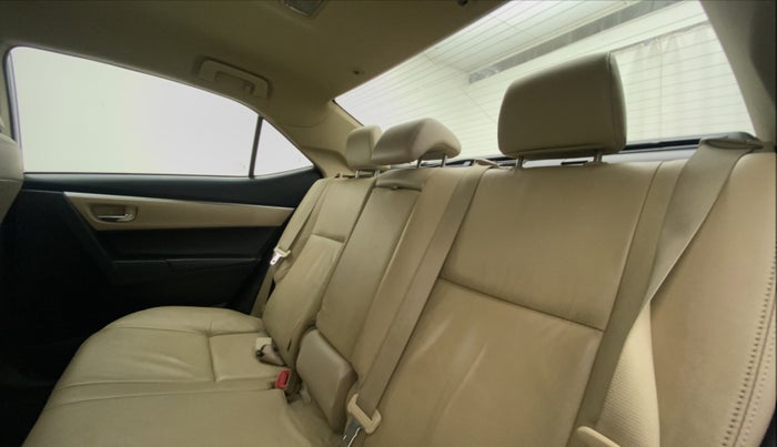 2016 Toyota Corolla Altis VL CVT PETROL, Petrol, Automatic, 93,355 km, Right Side Rear Door Cabin