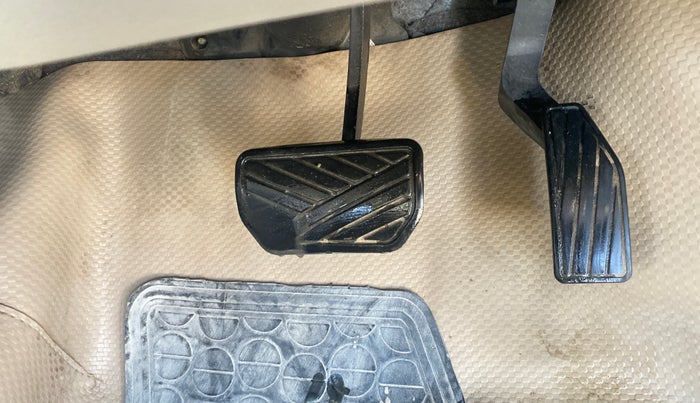 2015 Maruti Celerio ZXI AMT, Petrol, Automatic, 67,996 km, Pedals