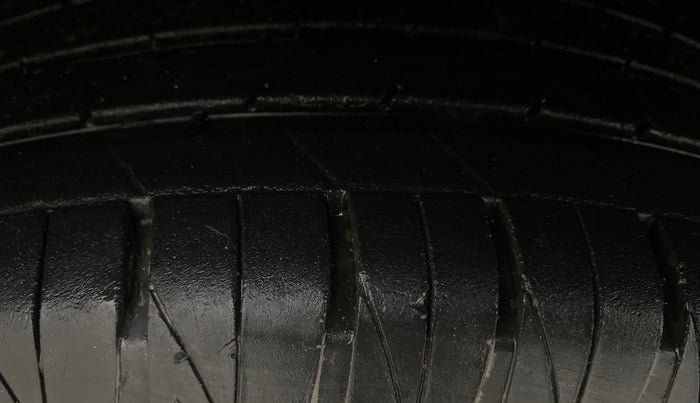 2022 KIA SONET HTX 1.0 IMT, Petrol, Manual, 27,350 km, Left Rear Tyre Tread