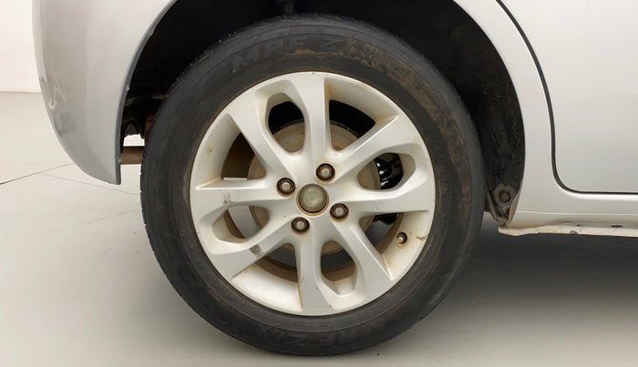 2018 Nissan Micra XV CVT, Petrol, Automatic, 24,353 km, Right Rear Wheel