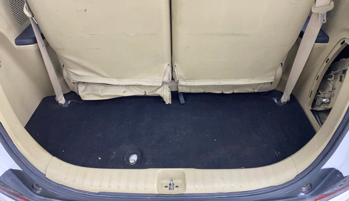 2014 Honda Mobilio 1.5L I-VTEC S, Petrol, Manual, 74,111 km, Boot Inside