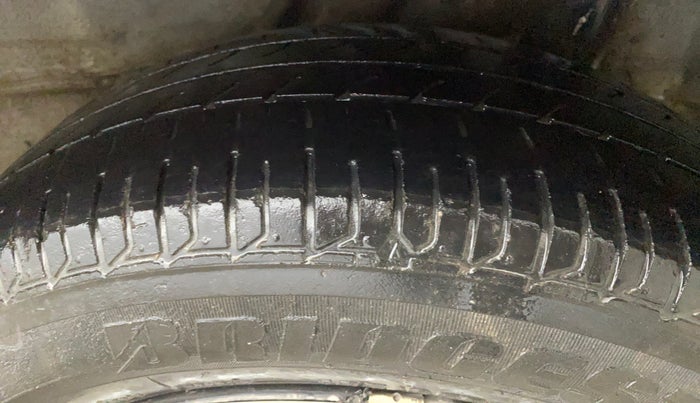 2014 Honda Mobilio 1.5L I-VTEC S, Petrol, Manual, 74,111 km, Left Rear Tyre Tread