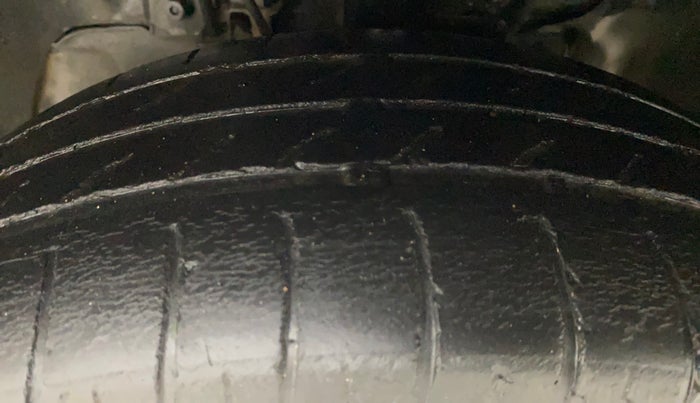 2017 Tata Tiago XZ PETROL, Petrol, Manual, 73,816 km, Left Front Tyre Tread