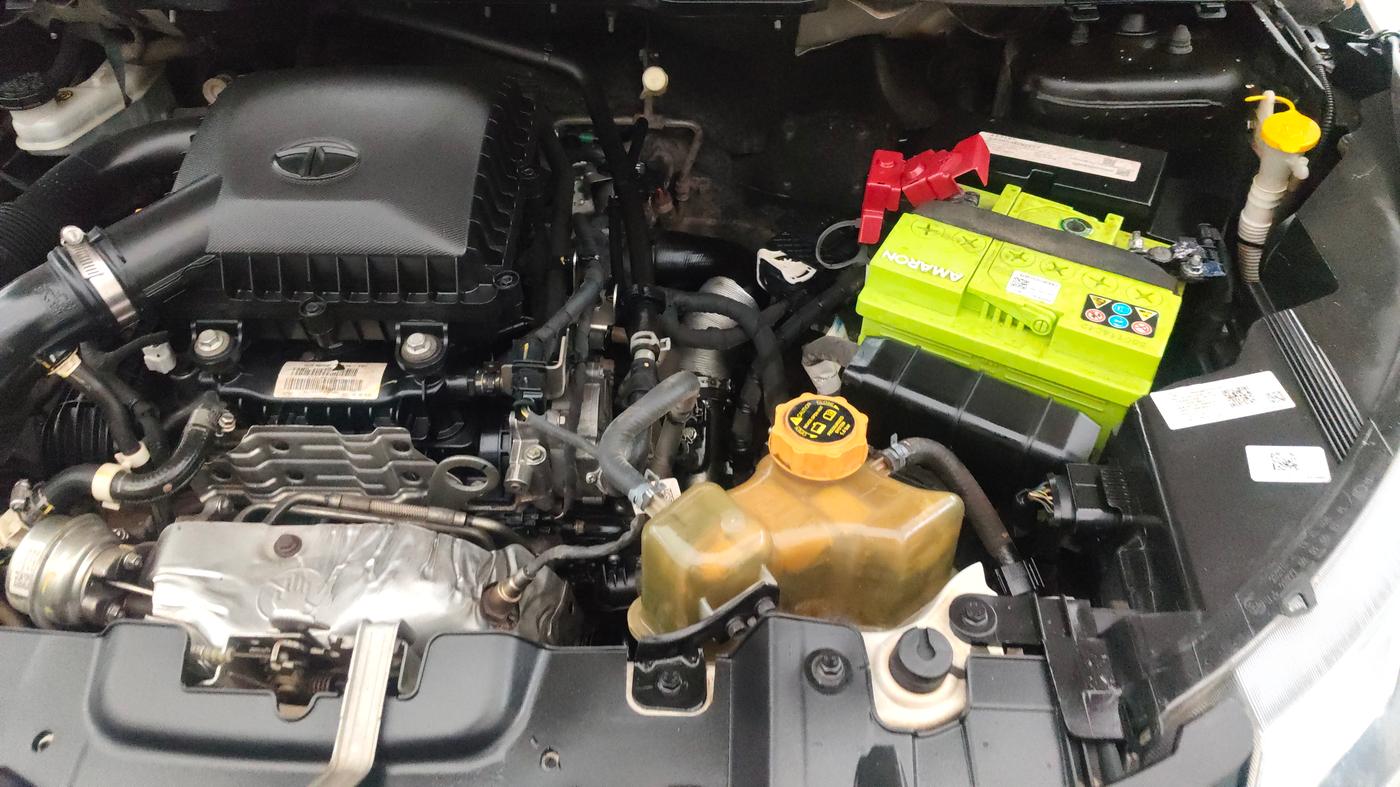 2021 Tata NEXON XZ PLUS PETROL SUNROOF, Petrol, Manual, 67,786 km, Engine View - Left