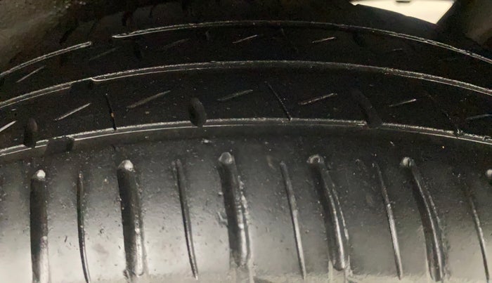 2017 Maruti Wagon R 1.0 VXI+ AMT, Petrol, Automatic, 37,963 km, Left Rear Tyre Tread