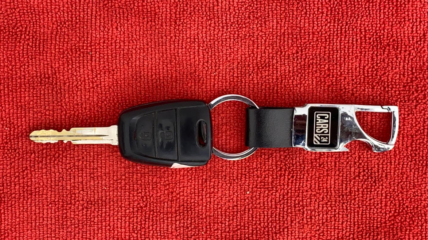 2019 Hyundai NEW SANTRO SPORTZ 1.1, Petrol, Manual, 50,706 km, Key Close Up
