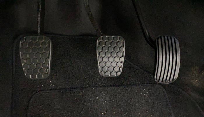 2024 Tata Tiago XT RHYTHM PETROL, Petrol, Manual, 1,648 km, Pedals