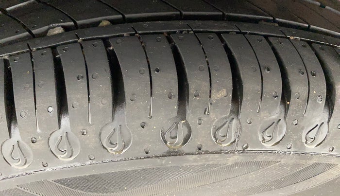 2024 Tata Tiago XT RHYTHM PETROL, Petrol, Manual, 1,648 km, Right Rear Tyre Tread