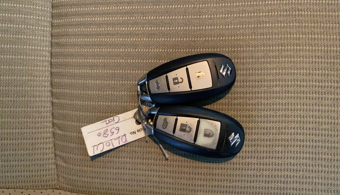 2017 Maruti Ciaz ZETA 1.4  MT PETROL, Petrol, Manual, 57,505 km, Key Close Up