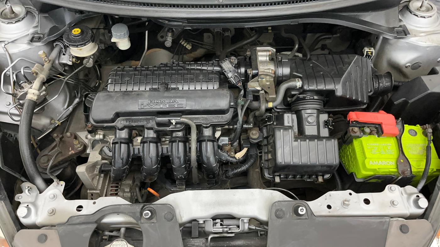 2014 Honda Brio S MT, Petrol, Manual, 67,042 km, Engine View