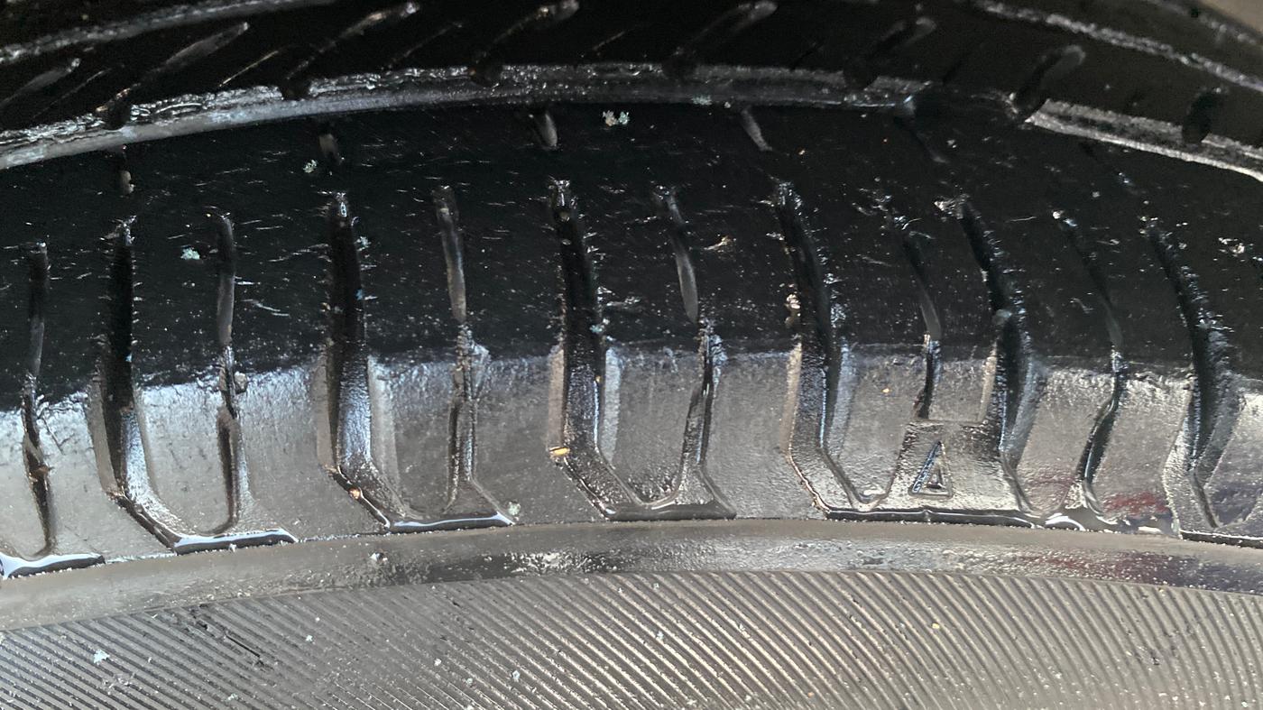 2019 Volkswagen Polo TRENDLINE 1.0L, CNG, Manual, 47,196 km, Right Front Tyre Tread
