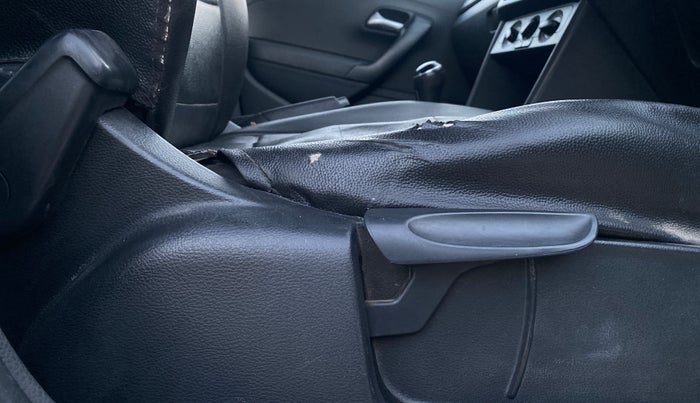 2019 Volkswagen Polo TRENDLINE 1.0L, CNG, Manual, 47,193 km, Driver Side Adjustment Panel