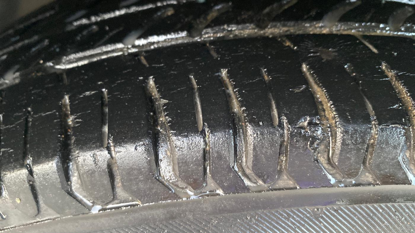 2019 Volkswagen Polo TRENDLINE 1.0L, CNG, Manual, 47,196 km, Left Front Tyre Tread