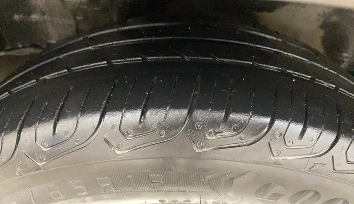 2016 Honda City 1.5L I-VTEC VX, Petrol, Manual, 63,744 km, Right Rear Tyre Tread