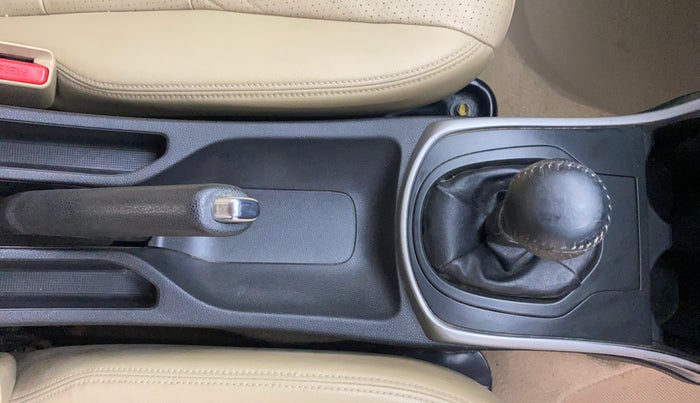 2016 Honda City 1.5L I-VTEC VX, Petrol, Manual, 63,744 km, Gear Lever