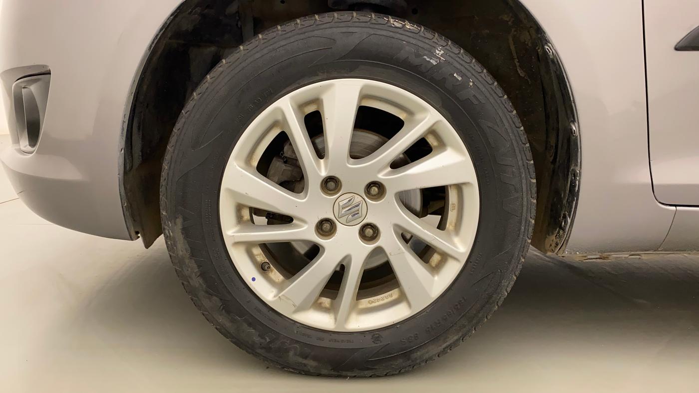 2014 Maruti Swift ZXI, Petrol, Manual, 58,186 km, Left Front Wheel