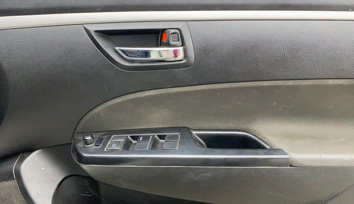 2015 Maruti Swift VXI, Petrol, Manual, 50,789 km, Driver Side Door Panels Control