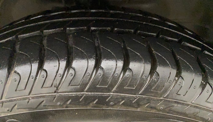 2012 Maruti Wagon R 1.0 VXI, Petrol, Manual, 10,710 km, Left Rear Tyre Tread