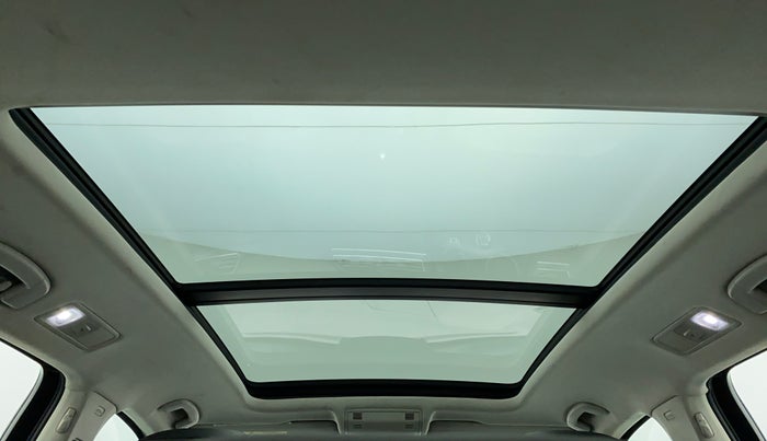 2018 Volkswagen TIGUAN HIGHLINE A/T, Diesel, Automatic, 74,732 km, Moonroof/ Sunroof