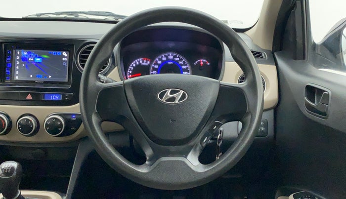 2015 Hyundai Grand i10 MAGNA 1.2 KAPPA VTVT, Petrol, Manual, 99,170 km, Steering Wheel Close Up