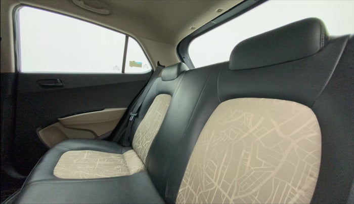 2015 Hyundai Grand i10 MAGNA 1.2 KAPPA VTVT, Petrol, Manual, 99,170 km, Right Side Rear Door Cabin
