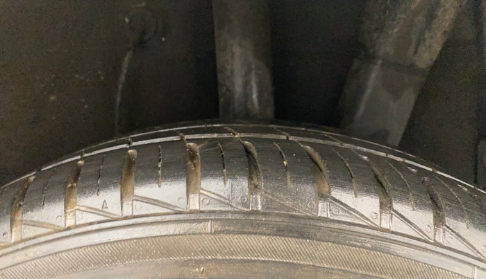 2021 Hyundai GRAND I10 NIOS SPORTZ 1.2 KAPPA VTVT, Petrol, Manual, 6,688 km, Left Rear Tyre Tread