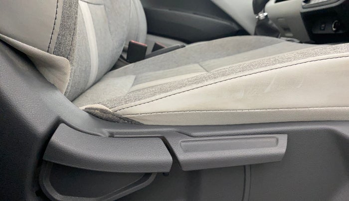 2021 Hyundai GRAND I10 NIOS SPORTZ 1.2 KAPPA VTVT, Petrol, Manual, 6,688 km, Driver Side Adjustment Panel