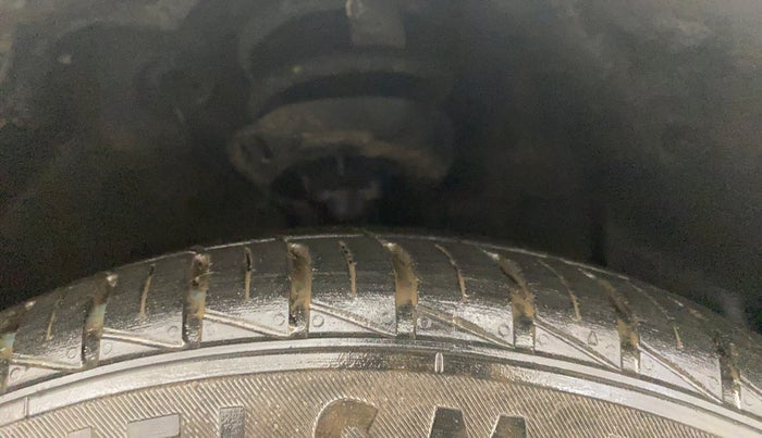 2021 Hyundai GRAND I10 NIOS SPORTZ 1.2 KAPPA VTVT, Petrol, Manual, 6,688 km, Right Front Tyre Tread