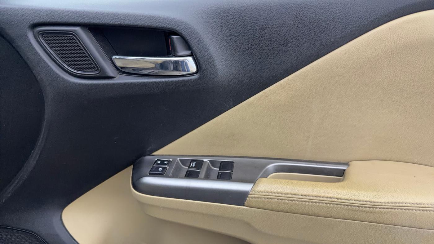 2015 Honda City 1.5L I-VTEC VX CVT, Petrol, Automatic, 68,196 km, Driver Side Door Panels Control