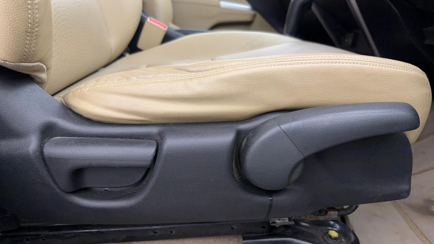 2015 Honda City 1.5L I-VTEC VX CVT, Petrol, Automatic, 68,196 km, Driver Side Adjustment Panel