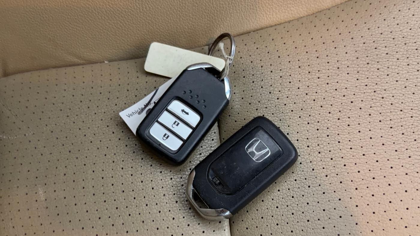 2015 Honda City 1.5L I-VTEC VX CVT, Petrol, Automatic, 68,196 km, Key Close Up