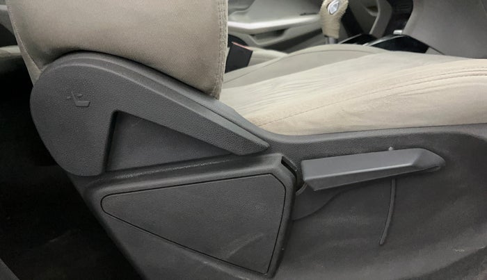 2016 Ford Ecosport TITANIUM 1.5L PETROL AT, Petrol, Automatic, 77,240 km, Driver Side Adjustment Panel