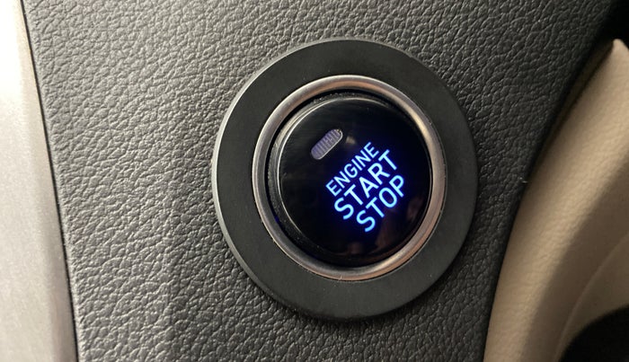 2019 Hyundai Verna 1.6 VTVT SX, Petrol, Manual, 37,628 km, Keyless Start/ Stop Button