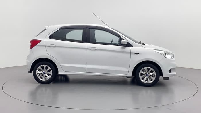 2017 Ford New Figo 1.2 TITANIUM, Petrol, Manual, 41,940 km, Right Side View