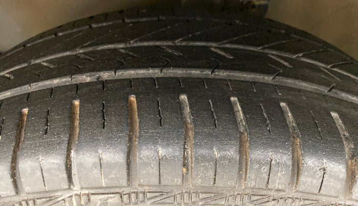 2019 Maruti Celerio VXI AMT (O), Petrol, Automatic, 38,011 km, Left Front Tyre Tread