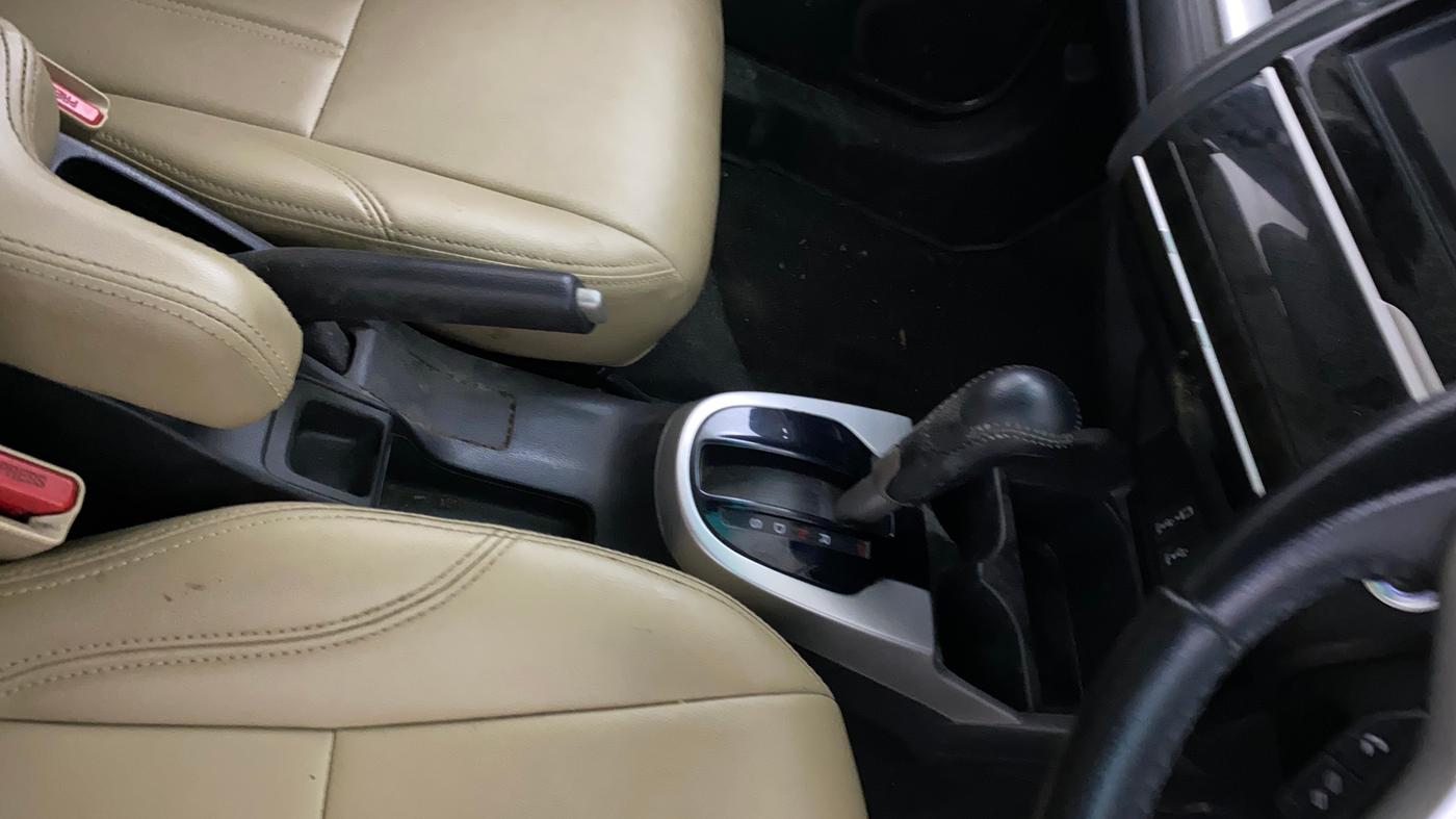 2022 Honda Jazz 1.2L I-VTEC ZX CVT, Petrol, Automatic, 32,517 km, Gear Lever