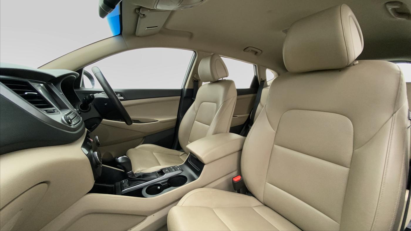 2018 Hyundai Tucson 2WD AT GLS PETROL, Petrol, Automatic, 33,362 km, Right Side Front Door Cabin