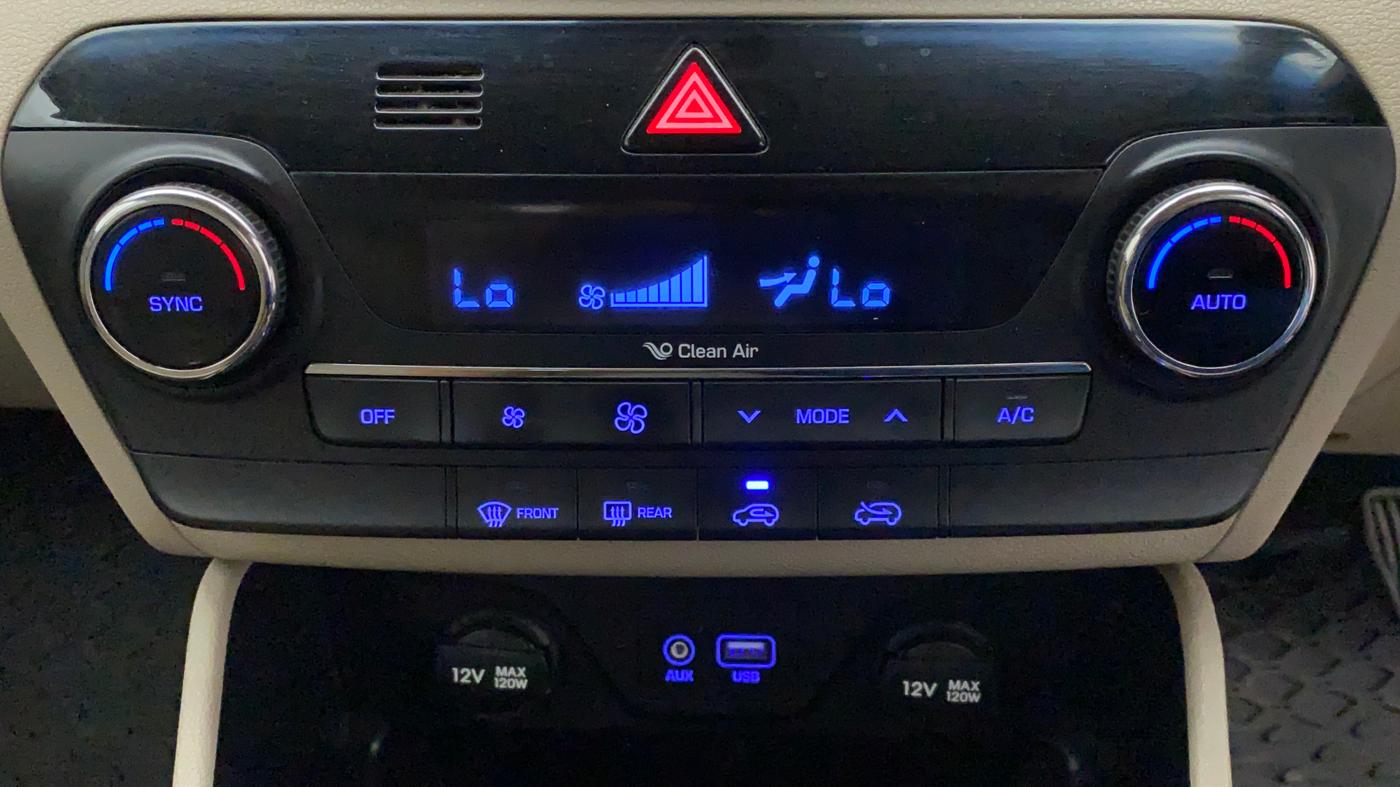 2018 Hyundai Tucson 2WD AT GLS PETROL, Petrol, Automatic, 33,362 km, Automatic Climate Control