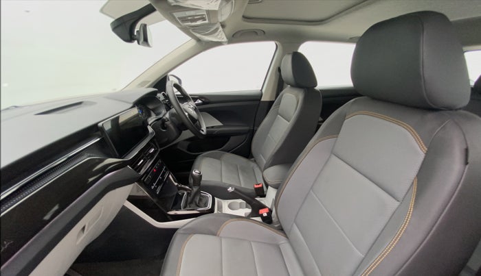 2021 Skoda KUSHAQ STYLE 1.5 TSI MT, Petrol, Manual, 12,710 km, Right Side Front Door Cabin