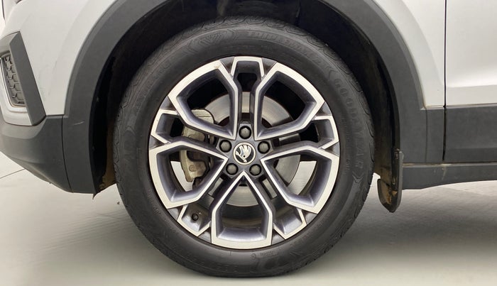 2021 Skoda KUSHAQ STYLE 1.5 TSI MT, Petrol, Manual, 12,710 km, Left Front Wheel