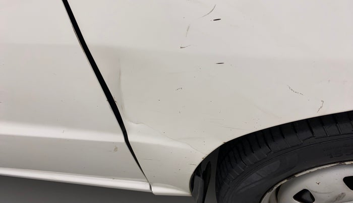 2014 Hyundai Santro Xing GL PLUS, Petrol, Manual, 77,182 km, Right fender - Slightly dented