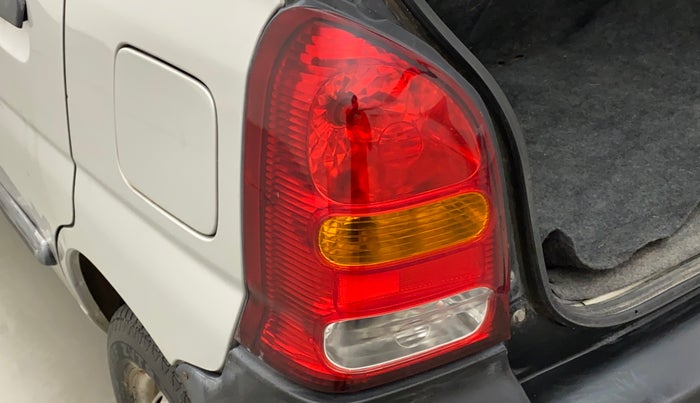 2011 Maruti Alto LXI, Petrol, Manual, 14,359 km, Left tail light - Minor scratches