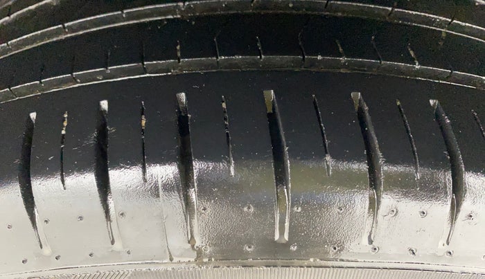 2021 Maruti Baleno ZETA CVT PETROL 1.2, Petrol, Automatic, 33,479 km, Left Rear Tyre Tread