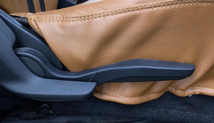 2021 Maruti Baleno ZETA CVT PETROL 1.2, Petrol, Automatic, 33,479 km, Driver Side Adjustment Panel